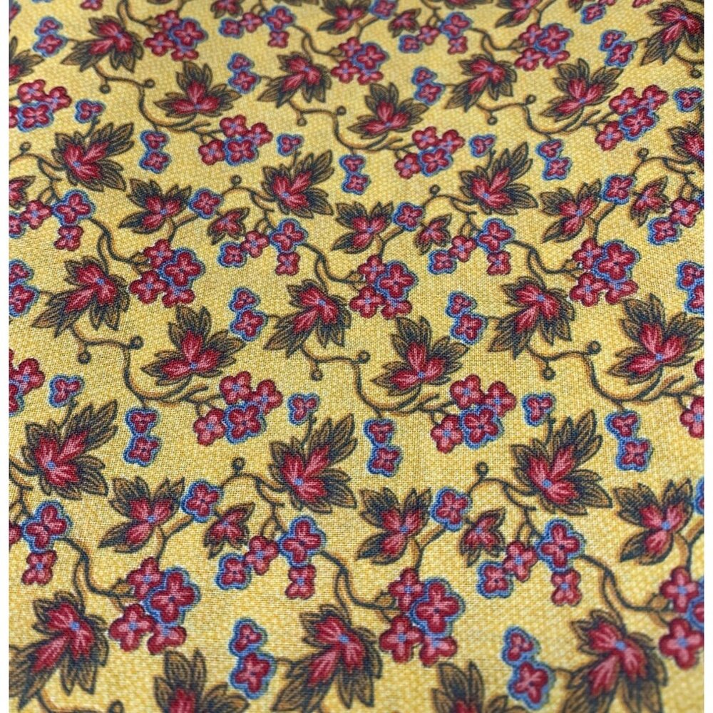 Benartex Cumberland Fons & Porter Floral Fabric 1/2 yard Quilting Sewing Craft Y